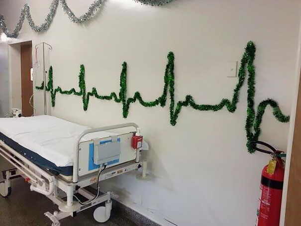 decorate hospital christmas